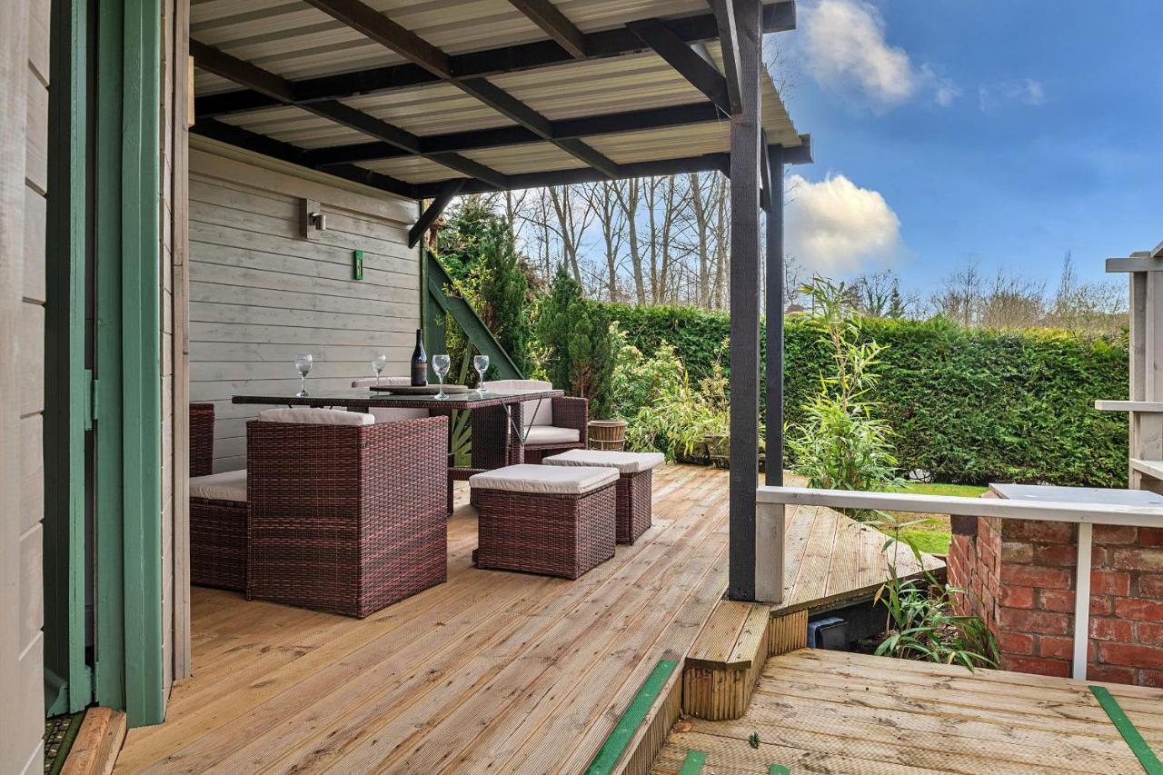 Finest Retreats - Garden Lodge Крейвен-Армс Экстерьер фото